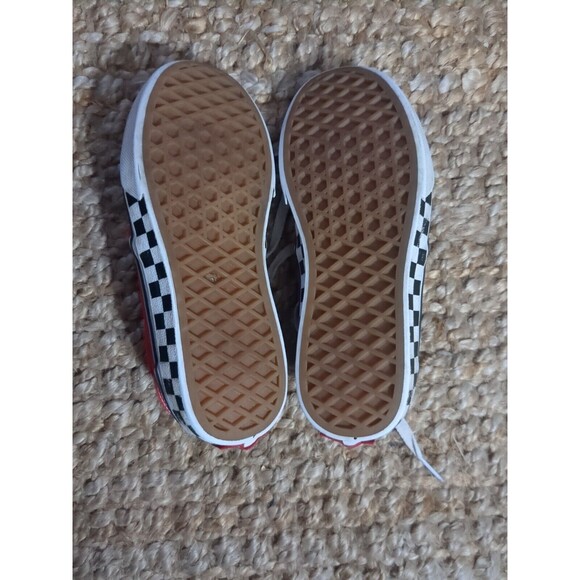 Unisex Bundle Of  2 Pairs Shoes Size 2  Red Vans Black Skechers. Light Wear. - Picture 14 of 16